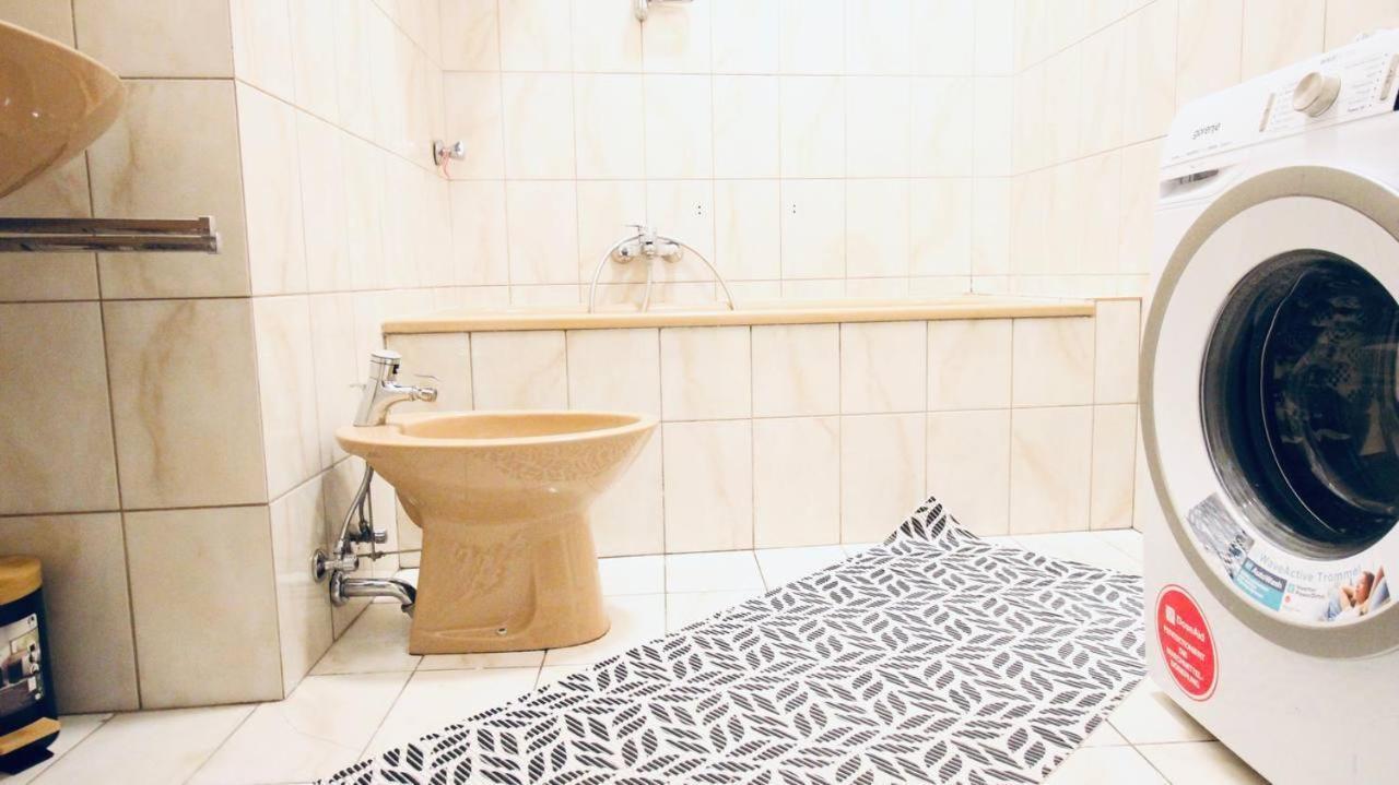 Modern Double Room Js B Wien Ngoại thất bức ảnh