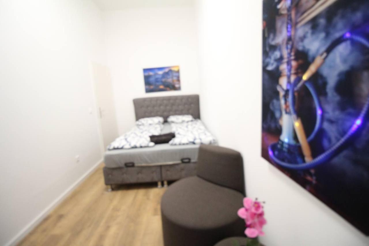 Modern Double Room Js B Wien Ngoại thất bức ảnh