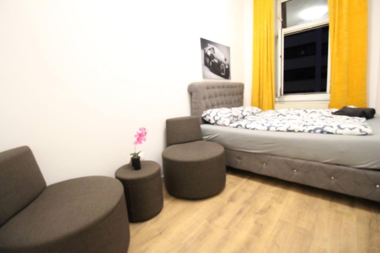 Modern Double Room Js B Wien Ngoại thất bức ảnh