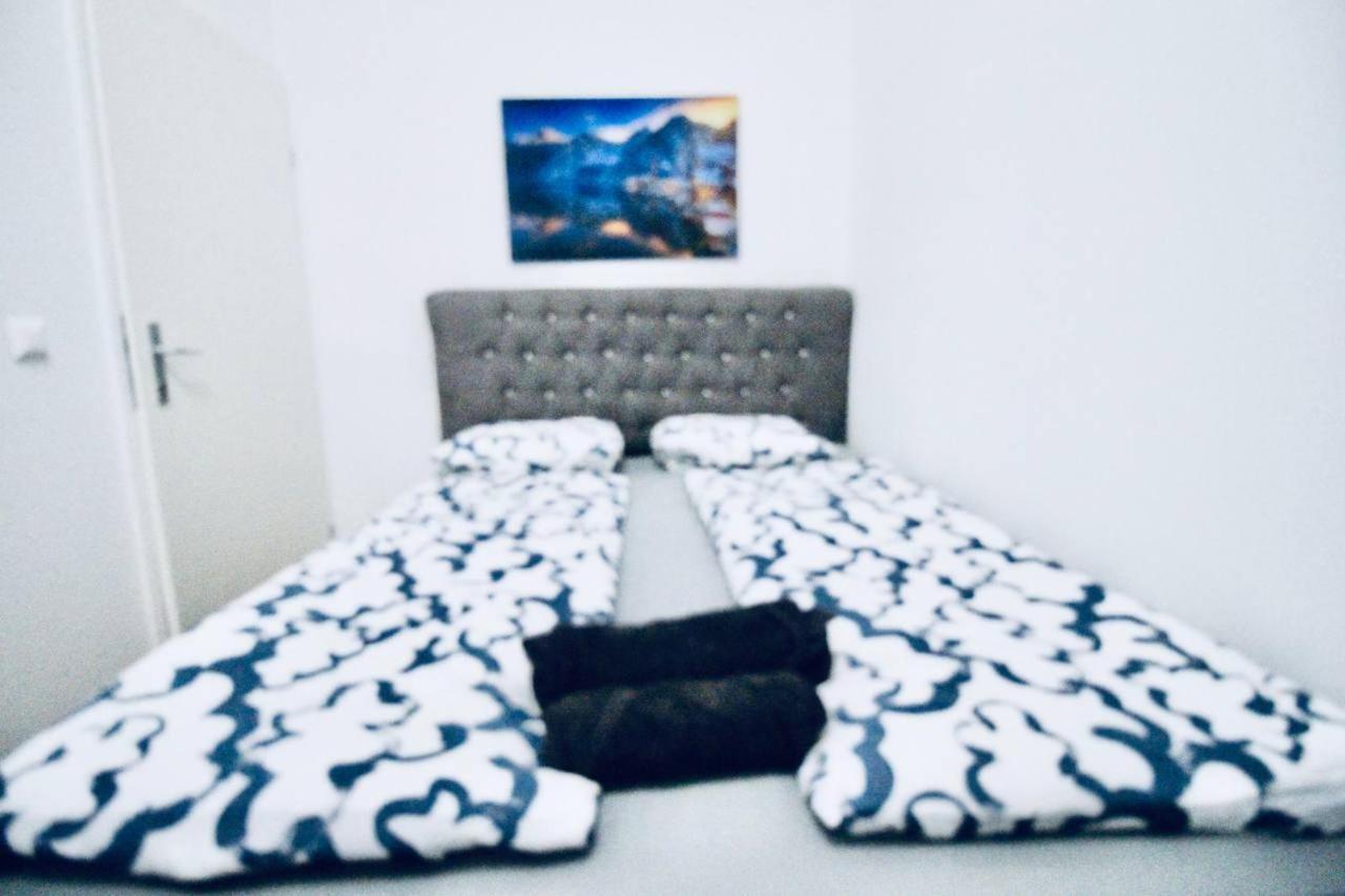 Modern Double Room Js B Wien Ngoại thất bức ảnh